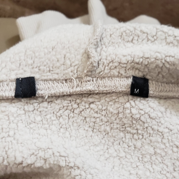 Wildfox eagle hoodie size Medium - Picture 8 of 10